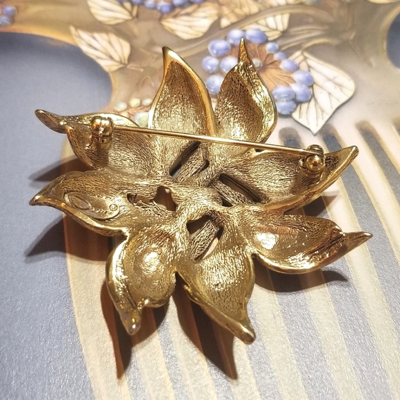 VTG Oscar de la Renta Heavily Gold Plated Brooch - Picture 4 of 6